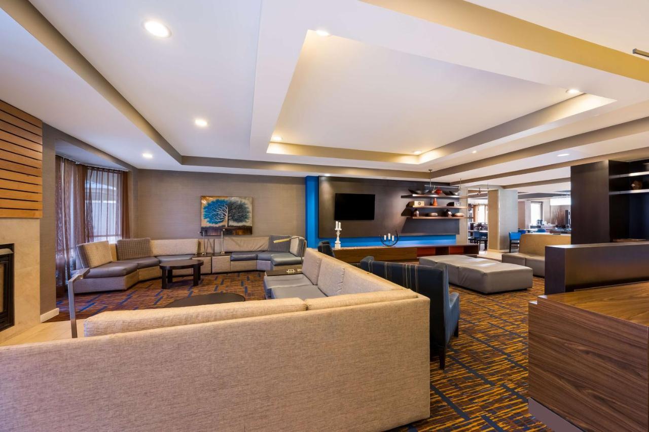Sonesta Select Detroit Hotel 3*