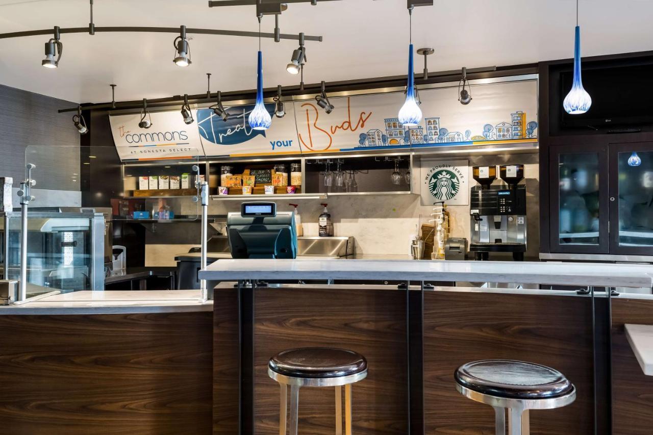 Hotel Sonesta Select Detroit Novi