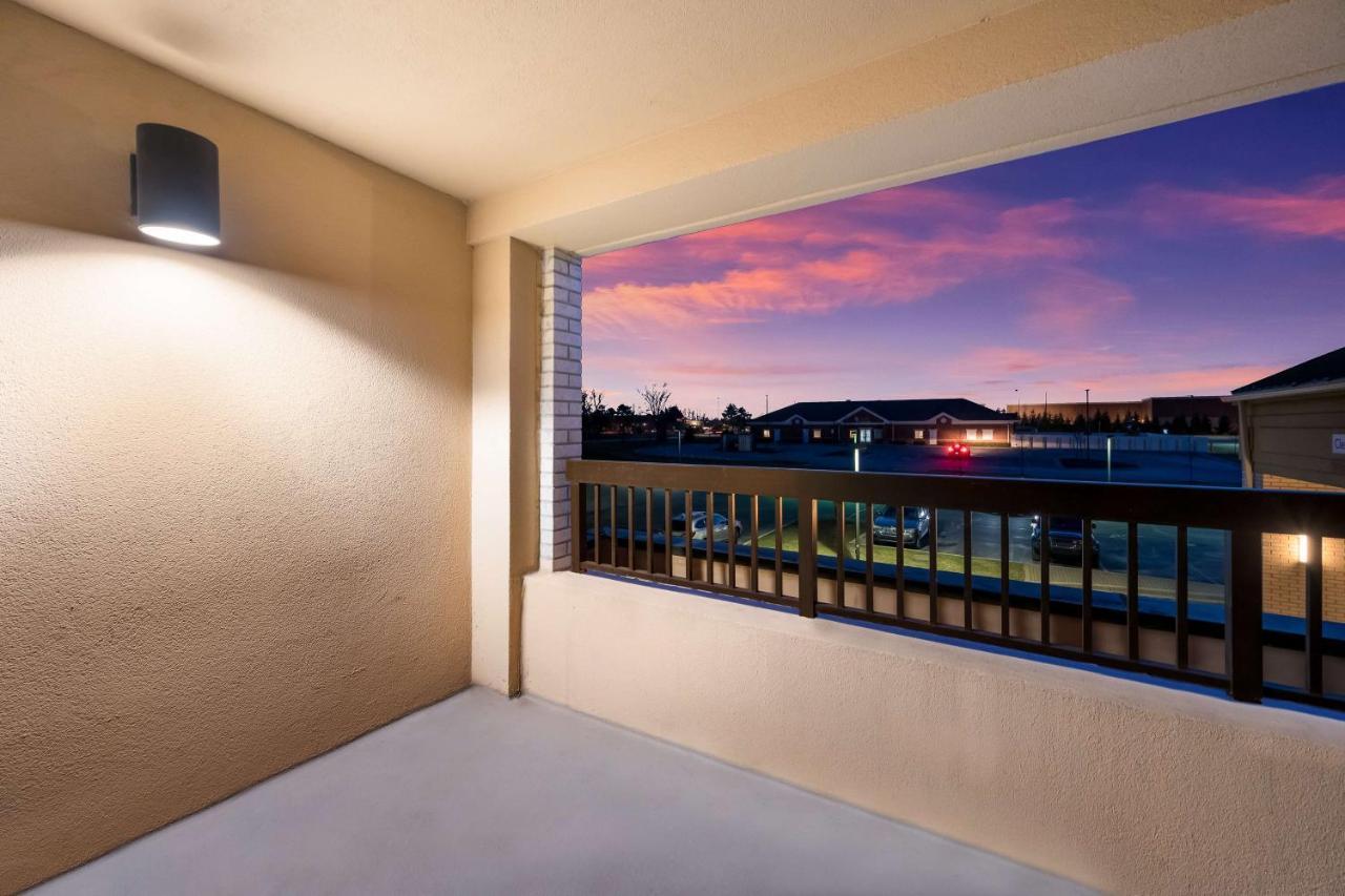 Sonesta Select Detroit Hotel 3*