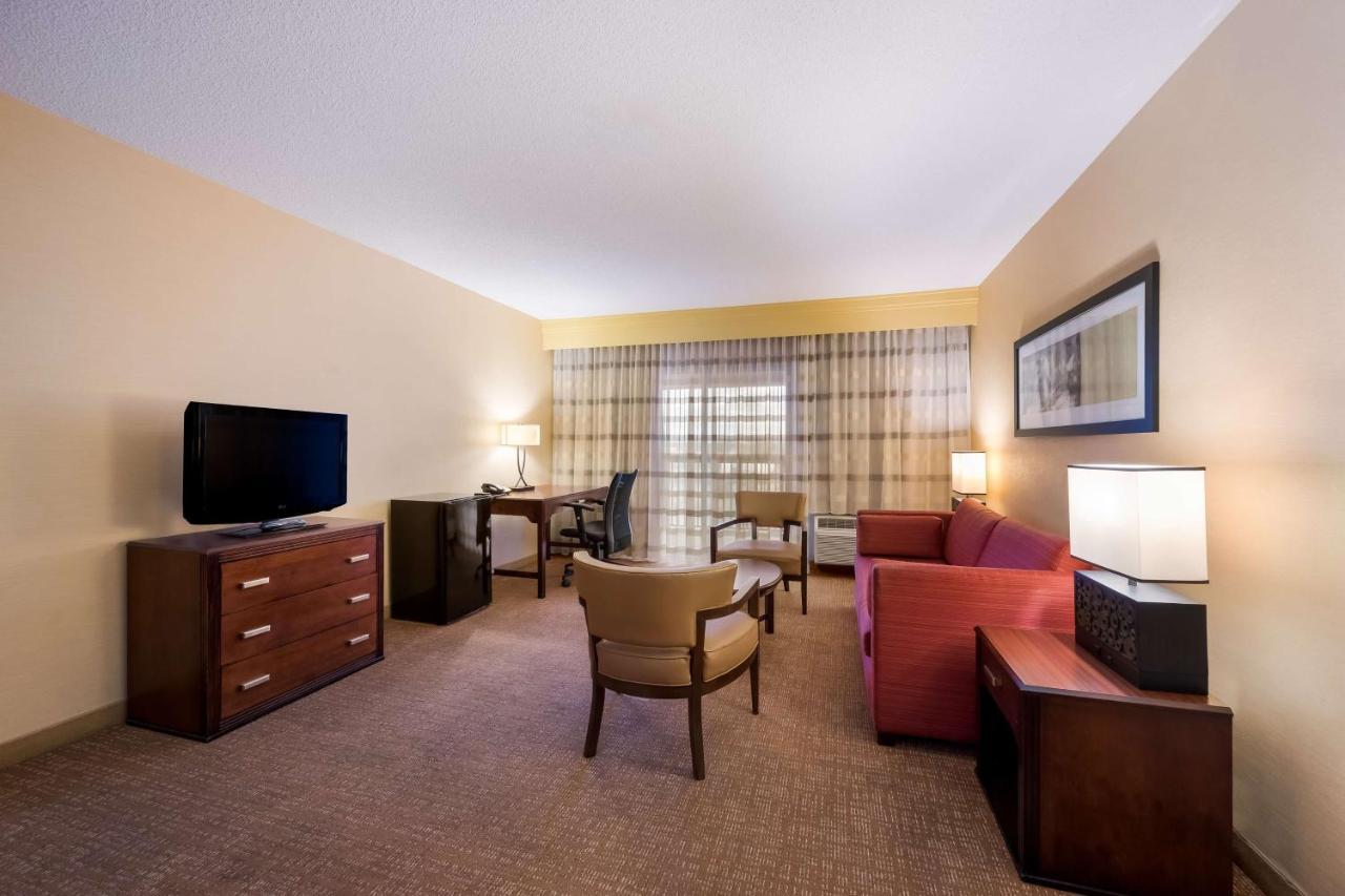 Hotel Sonesta Select Detroit 3*