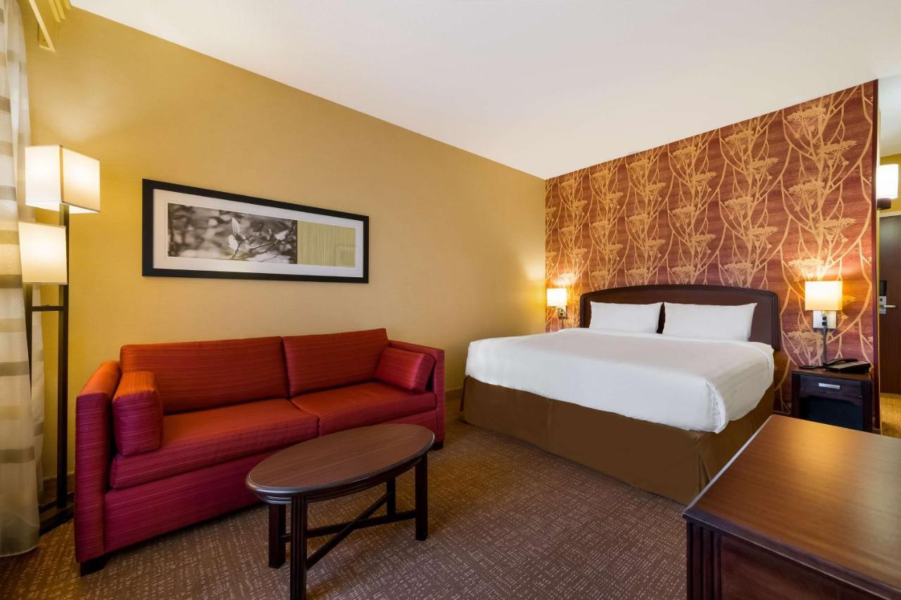 Sonesta Select Detroit Hotel 3*