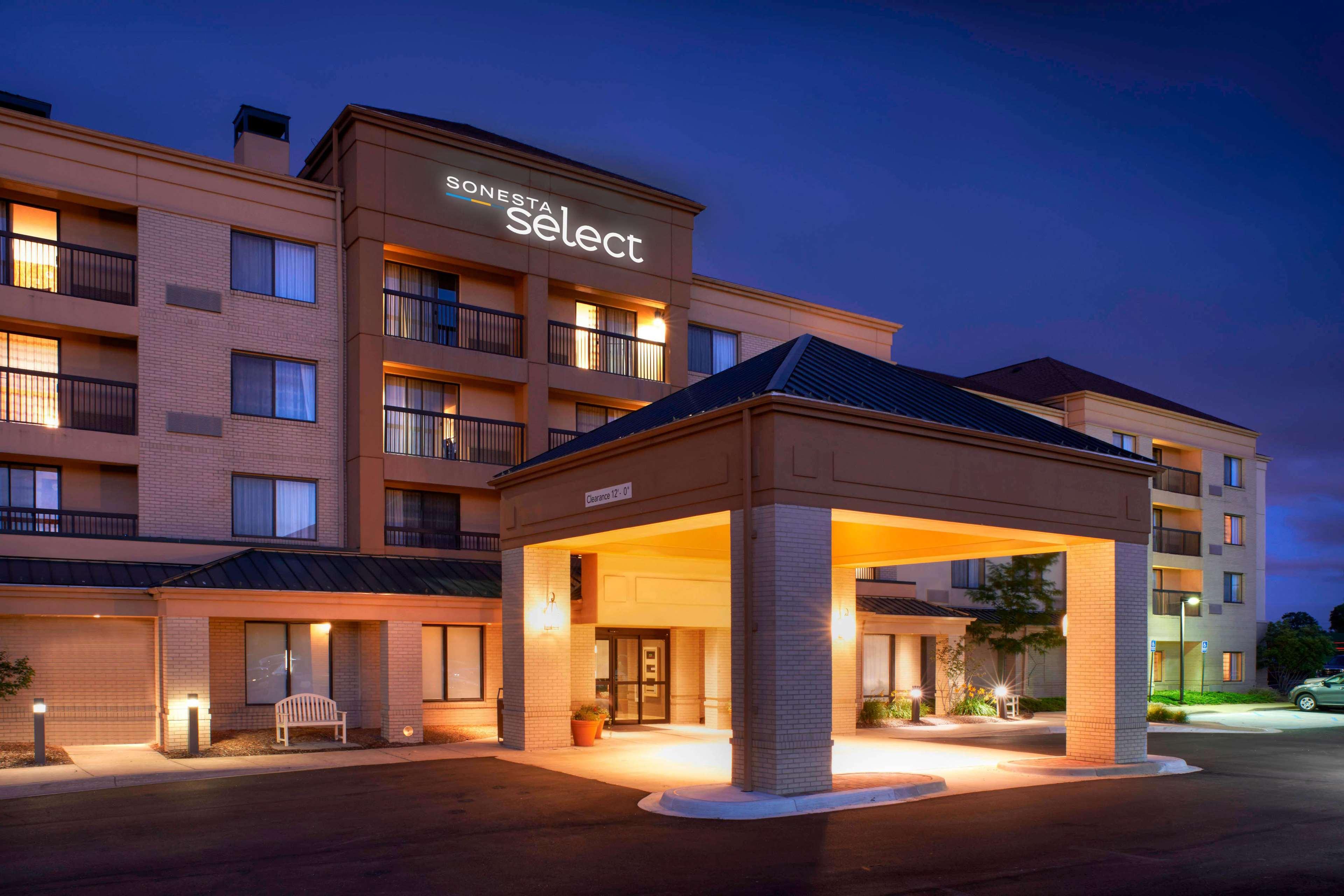 Hotel Sonesta Select Detroit 3*