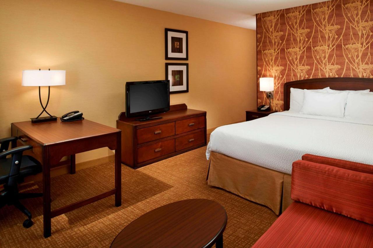 Sonesta Select Detroit Hotel 3*
