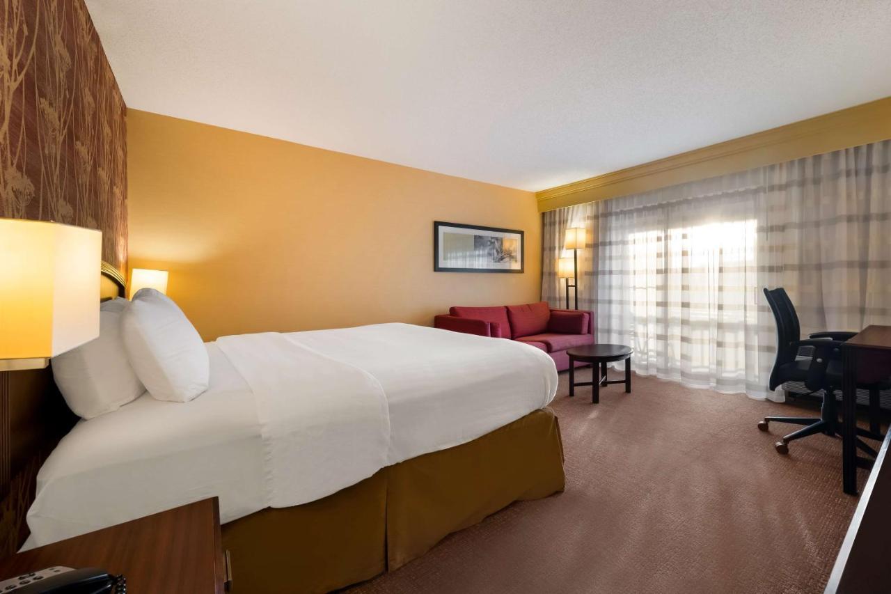 Sonesta Select Detroit Hotel Novi